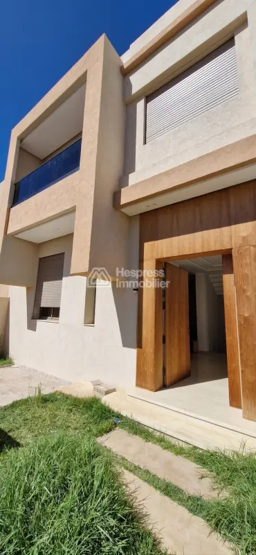 Magnifique villa à vendre à Route d'Agadir Essaouira. Superficie 318 m². Meublé