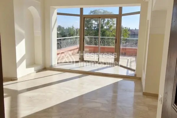 Un Appartement Meublé en location longue durée sur Topaze Prestigia