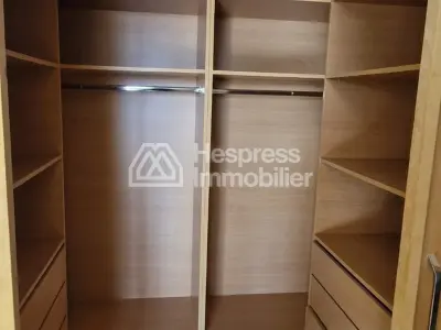 Un Appartement Meublé en location longue durée sur Topaze Prestigia