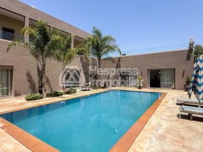 Villa atlas en vente a marrakech route de fez Titrée