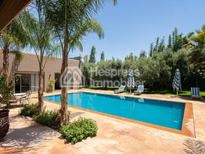 Villa atlas en vente a marrakech route de fez Titrée