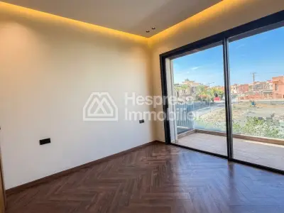 Villa de luxe Finition Haut Standin Bien Exposée