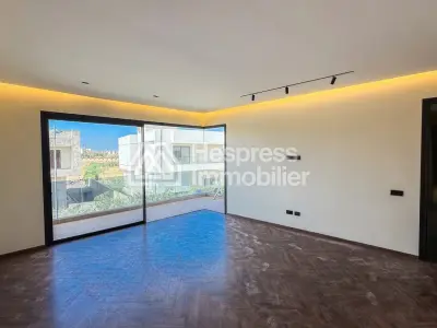 Villa de luxe Finition Haut Standin Bien Exposée