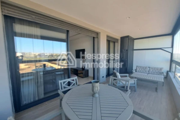 Studio apartment for rent, 58m² in the CFC district
