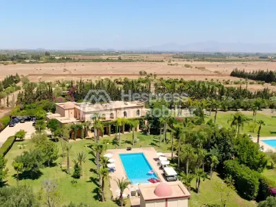 Demeure Luxueuse En Vente A Marrakech Avec VNA