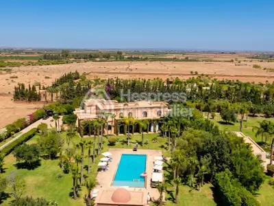 Demeure Luxueuse En Vente A Marrakech Avec VNA