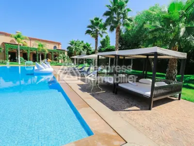 Demeure Luxueuse En Vente A Marrakech Avec VNA