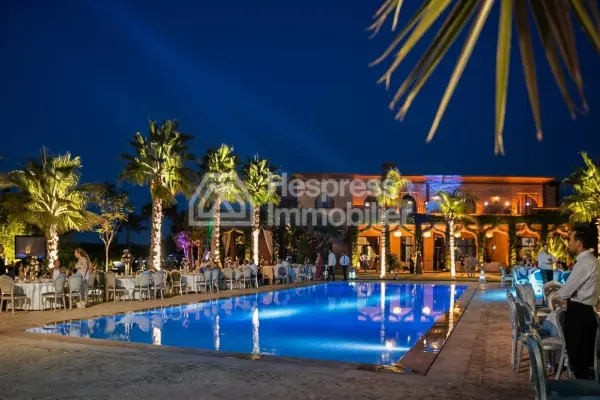 Demeure Luxueuse En Vente A Marrakech Avec VNA