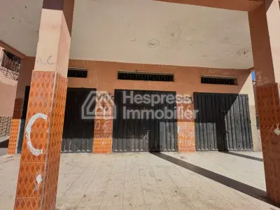 مبنى للبيع في سوكوما يضم 7 شقق و