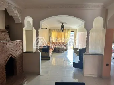 شقة جميلة بإطلالة خلابة على المدينة