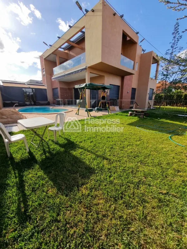 Villa Contemporaine au Quartier Agdal Marrakech