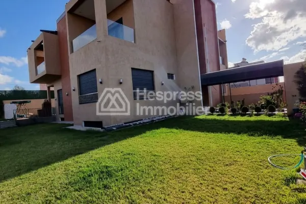 Villa Contemporaine au Quartier Agdal Marrakech