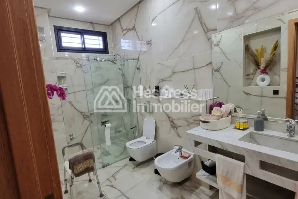 Villa Contemporaine au Quartier Agdal Marrakech
