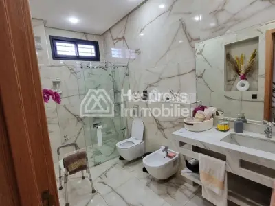 Villa Contemporaine au Quartier Agdal Marrakech