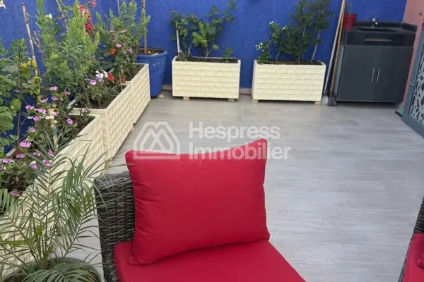 Studio with Large Terrace