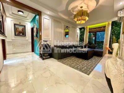High-end apartment in Hivernage