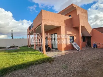 Villa avec Piscine privé