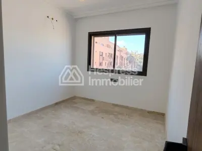 Luxury Apartment with Swimming Pool