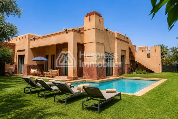 Furnished villa with private pool