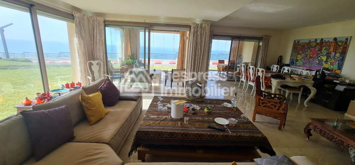 Appartement à vendre, 3 chambres à Plage des Nations