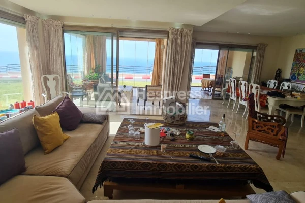 Apartment for sale, 3 bedrooms in Plage des Nations