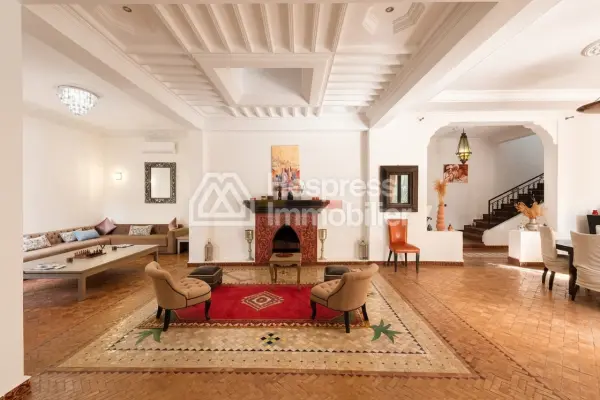 Villa de charme avec piscine à Marrakech