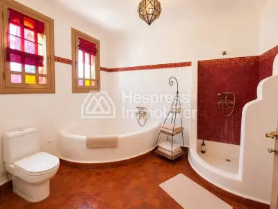 Villa de charme avec piscine à Marrakech