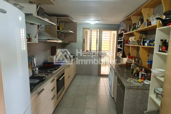 Apartment for sale, 3 bedrooms in Plage des Nations