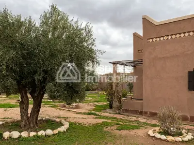 Villa à vendre sur la Route d'Ourika avec VNA