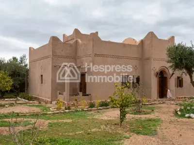 Villa à vendre sur la Route d'Ourika avec VNA