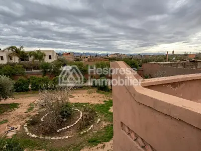 Villa à vendre sur la Route d'Ourika avec VNA