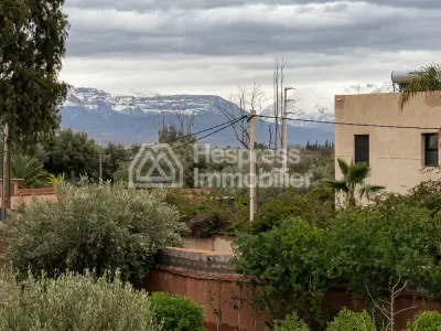 Villa à vendre sur la Route d'Ourika avec VNA