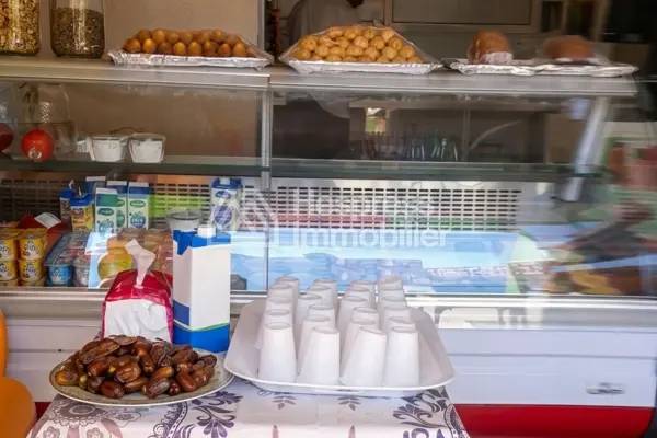Well-equipped snack bar for rent in Abwab Gueliz