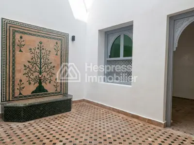 Riad Rénové & réquisition à vendre à Kaat Benahid