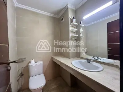 شقق سكنية في ران مع مسبح بجوار محطة القطار