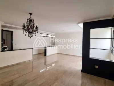 Apt 160 m² proche Ibnou Rochd Hôpital