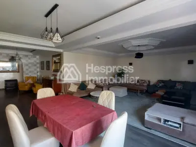 Apt 200 m² 3 chambres sans vis à vis