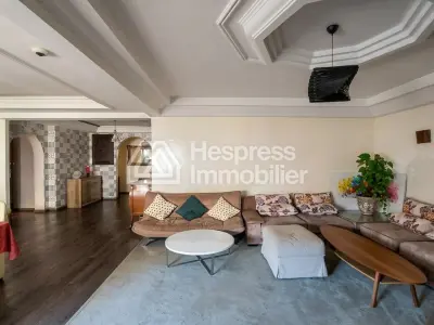 Apt 200 m² 3 chambres sans vis à vis