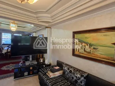 Triplex ONE 362 m² retapé en bande