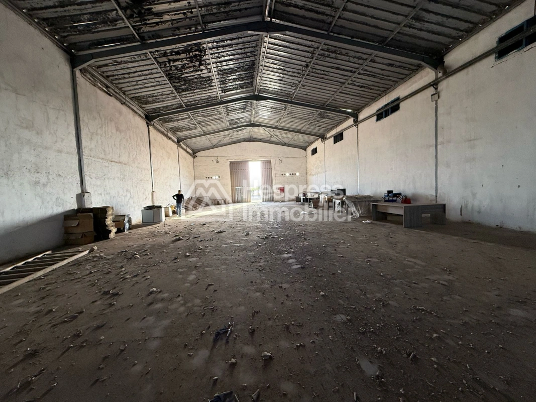 Warehouse for rent, 500-1100m² at Skhirat