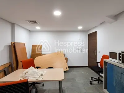 Bureaux de 419 m² 3 TF séparés proche Abdelmoumen