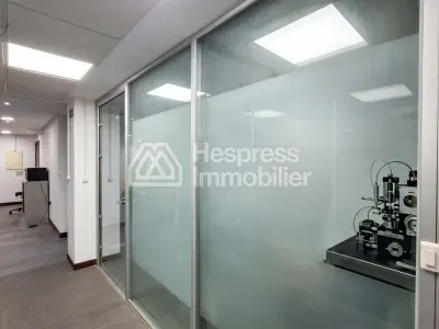Bureaux de 419 m² 3 TF séparés proche Abdelmoumen
