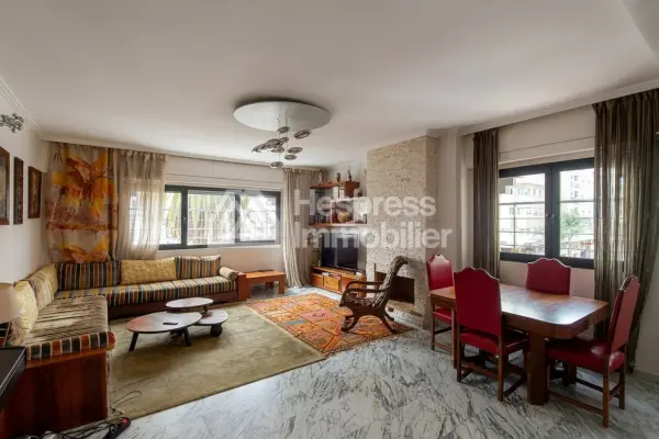 318 m² duplex apartment near Zerktouni, 4 bedrooms