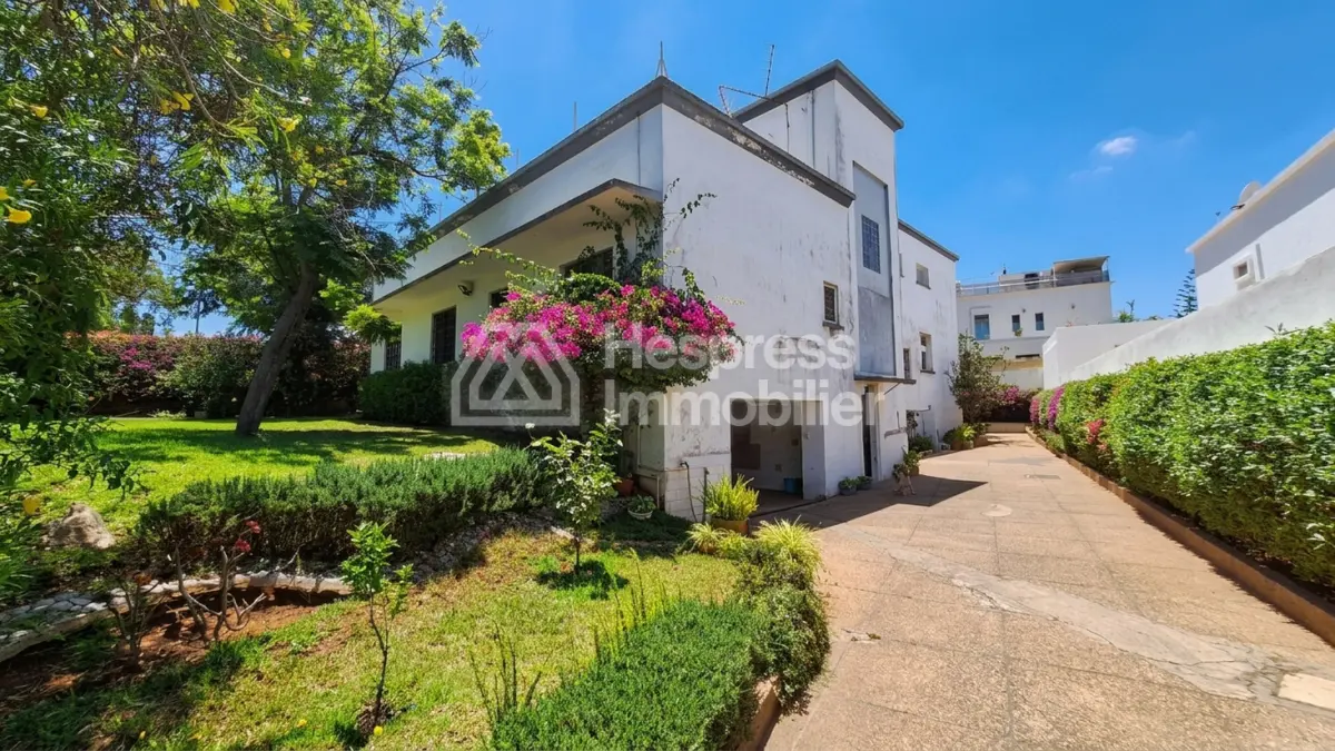 Villa 1146 m² style provençal 4 chambres
