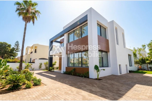 Office space for rent at Hay Riad