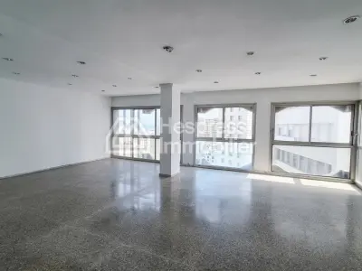 Offices from 240 to 2880 m² near FA R