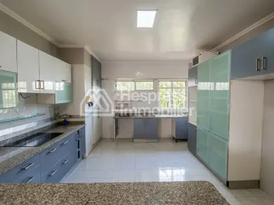 Apt 198 m² 3 chambres terrasse SUD