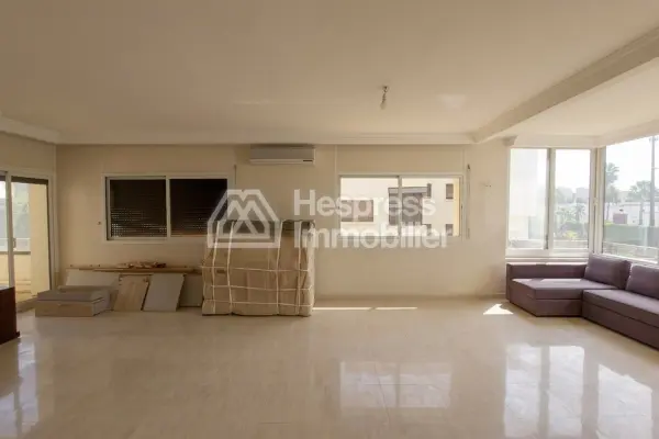 Apt 198 m² 3 chambres terrasse SUD
