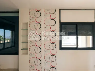 Apt 198 m² 3 chambres terrasse SUD