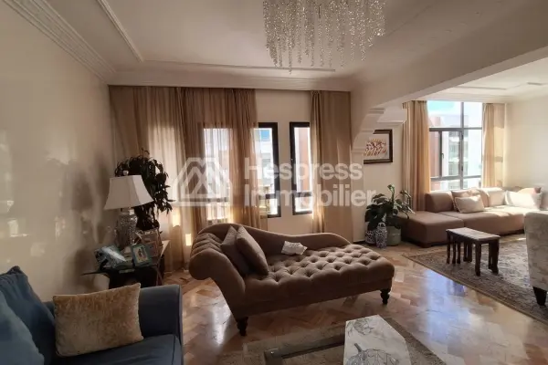 Apartment 170 m² facing south near Abdelmoumen